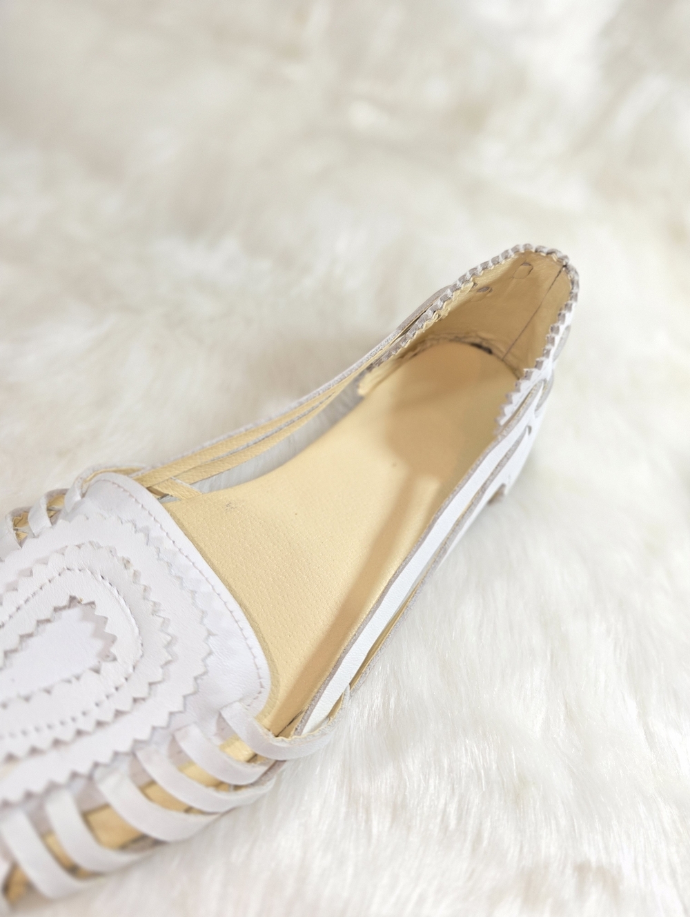 Bebe White Leather Huarache Slip-on Sandals - Picture 4 of 10